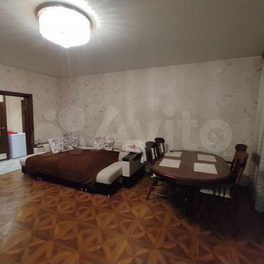 3-к. квартира, 90 м², 6/14 эт.