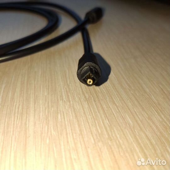Продам кабель. hdmi, и оптический кабель длина1,5