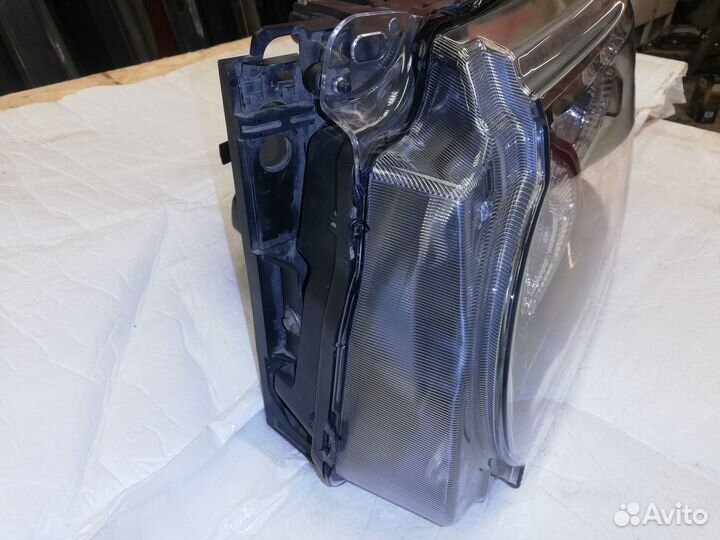 Фара передняя левая Land Rover Range Rover Sport