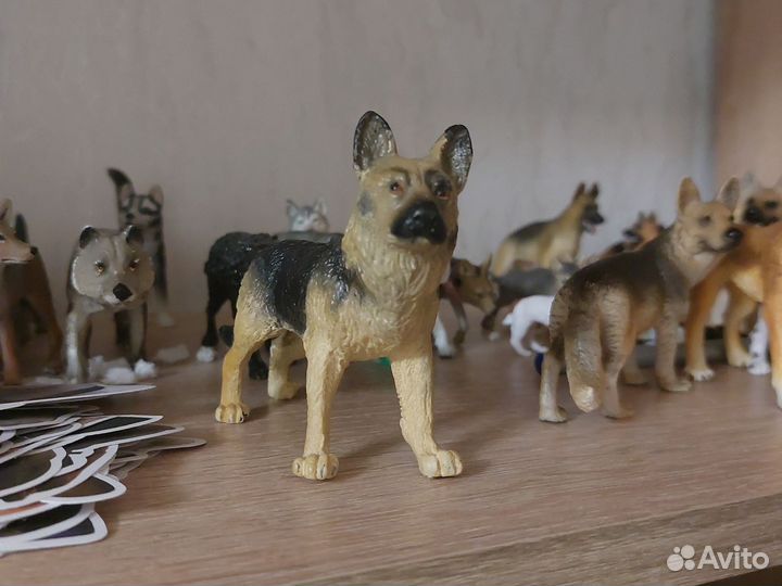 Фигурки собак Schleich