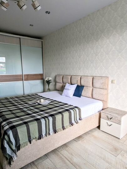 2-к. квартира, 67 м², 2/14 эт.