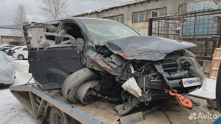 Дефлектор воздушный центральный Toyota RAV4 (XA30) 55670-42050-B0