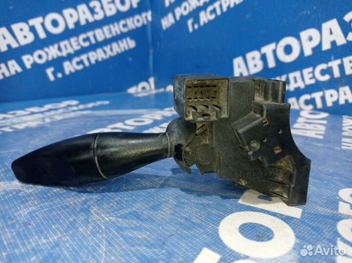 Переключатель поворотов Ford Focus 1 седан 2003