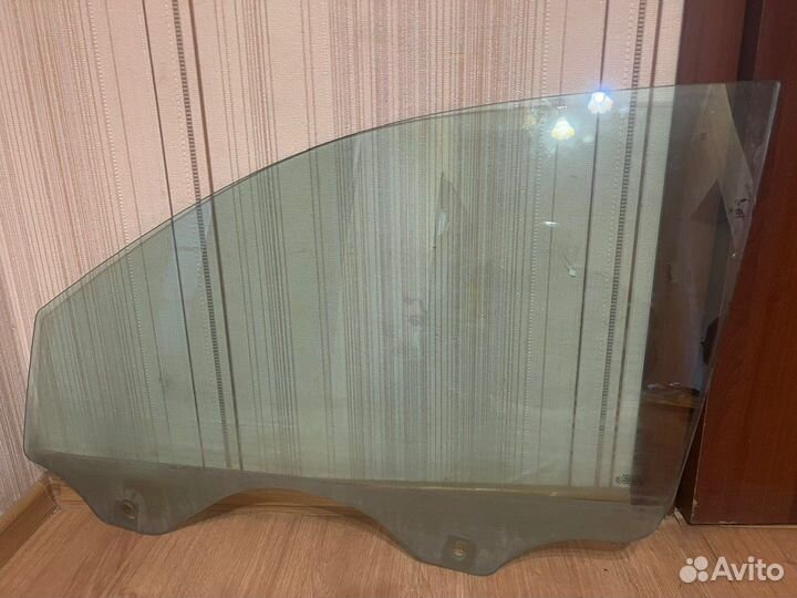 Водительское стекло volkswagen touareg