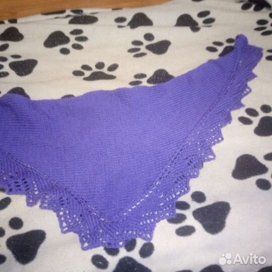 Бактус вязаный, шейный платок