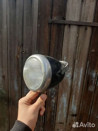 Фара на мотоцикл