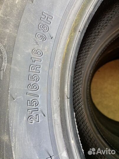 Roadmarch EcoPro 99 215/65 R16 98