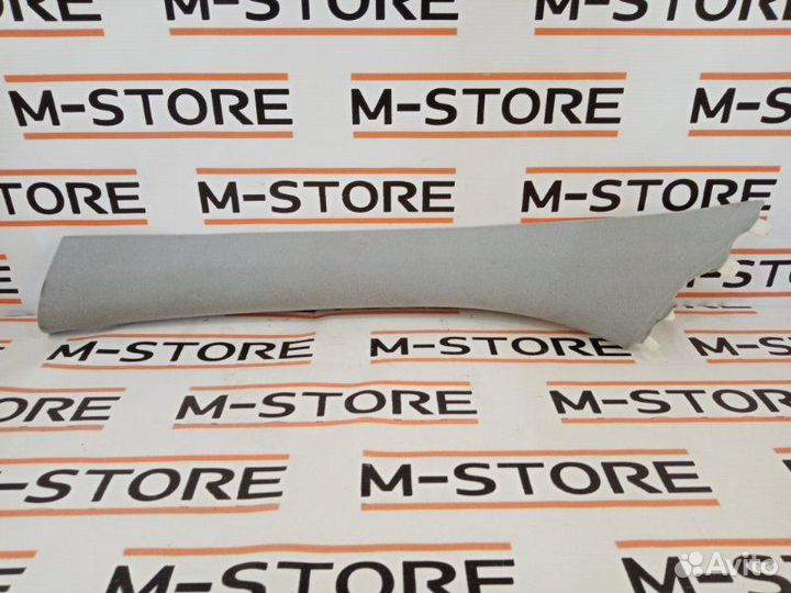 Обшивка стойки передняя левая Mercedes-Benz