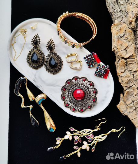 Бижутерия винтаж, серьги, браслет, колье, бусы