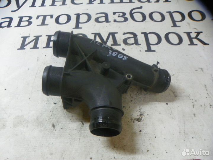 Патрубок интеркулера Peugeot 3008