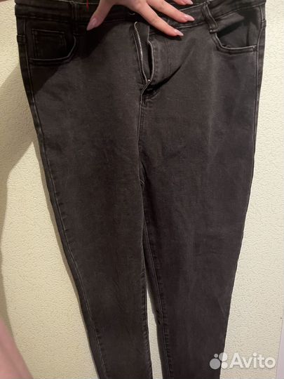 Джинсы женские серые