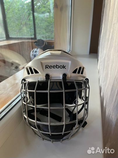 Шлем хоккейный