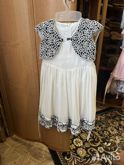 Платье с жилетом