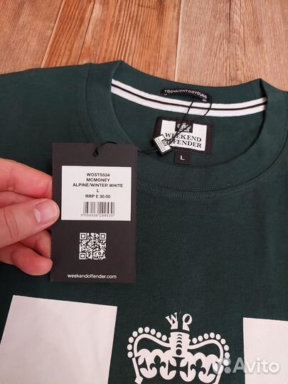 Футболка Weekend Offender новая оригинал