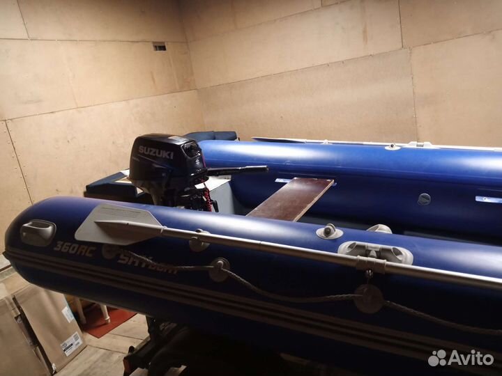 Лодка с мотором