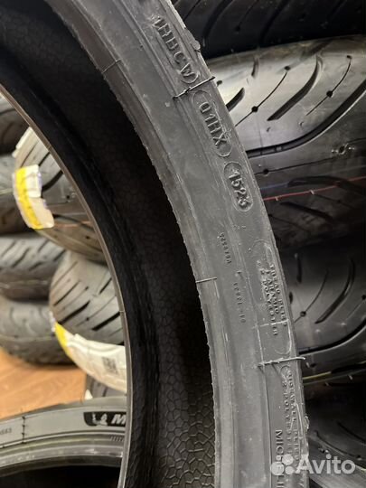 Michelin 120/70 ZR 17 M/C (58W) pilot road 4 F TL