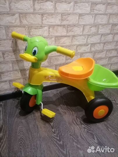 Детский велосипед трехколесный