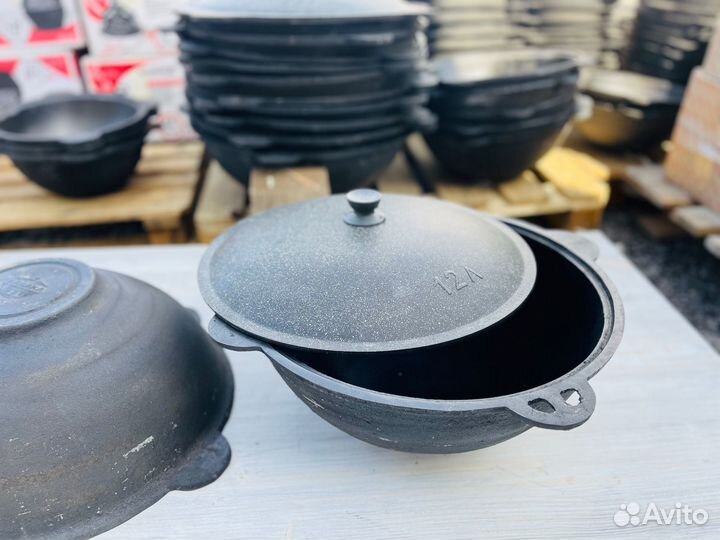 Казан чугунный 12 л с крышкой термокраска VIP