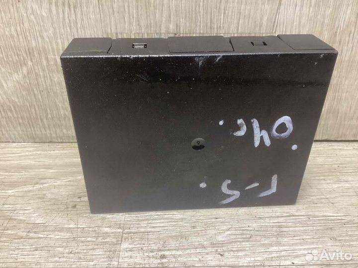 Блок комфорта Volkswagen Golf