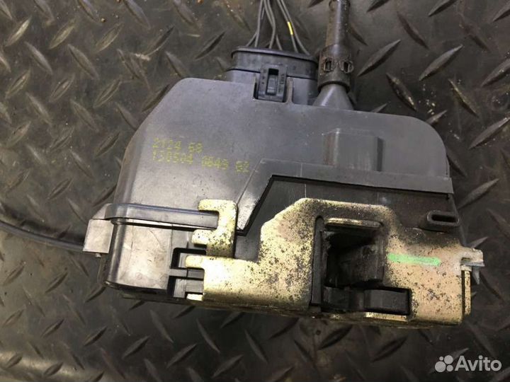 Замок двери зад/лево на Renault Megane II