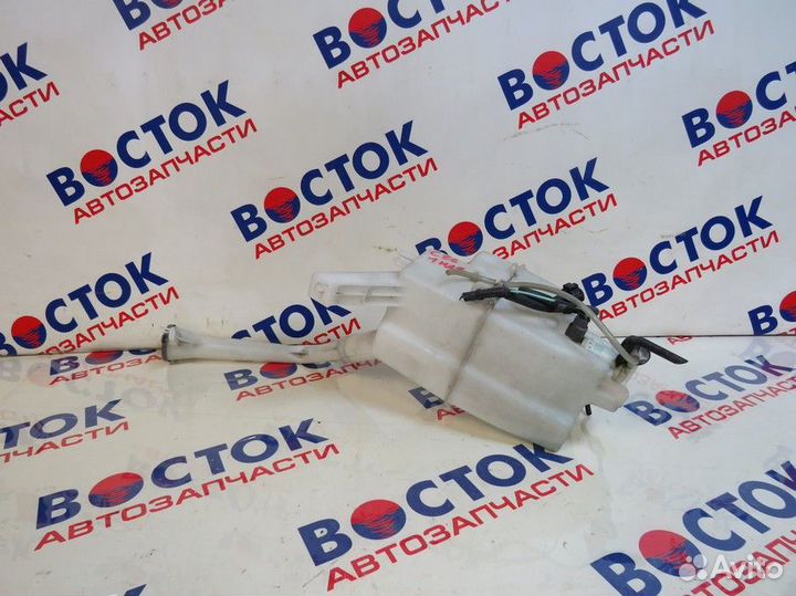 Бачок омывателя nissan serena C26, FC26, FNC26, fn