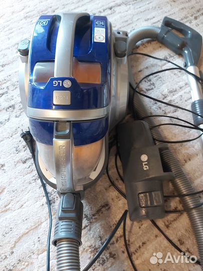 Продам пылесос LG на запчасти