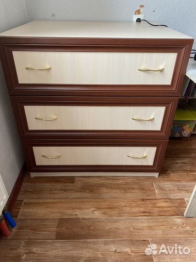 Комод большой вместительный