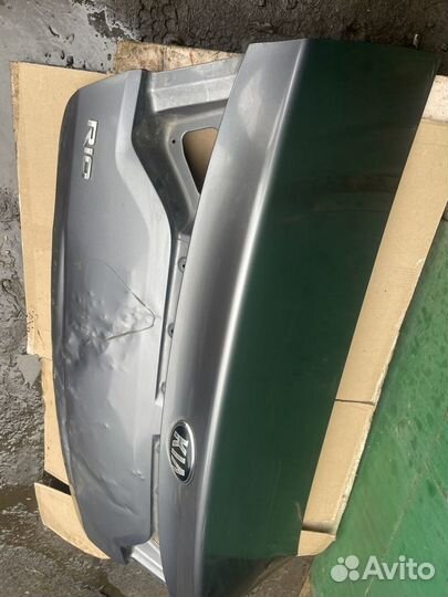 Kia Rio 4 FB 17-24г Крышка багажника с дефектом