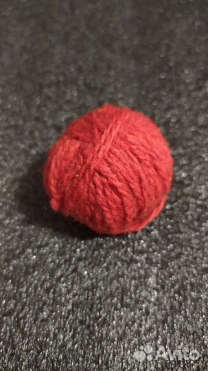 Нить красная шерстяная. Для оберегов/амулетов