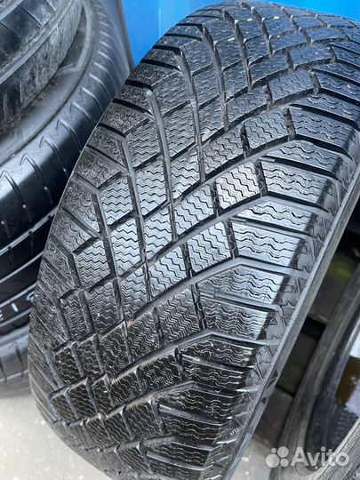 Continental ContiVikingContact 7 205/55 R16 94T