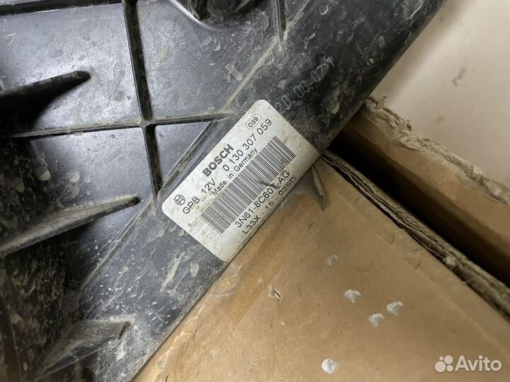 Диффузор с вентилятором Мазда3 BK Фокус 2 /1,8-2,3