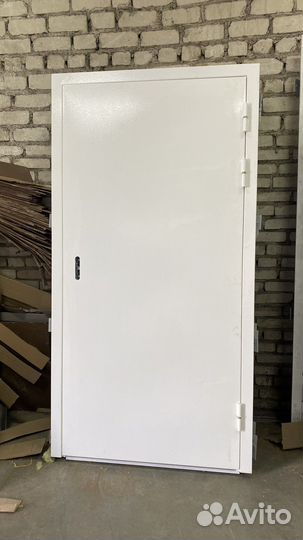 Дверь входная металлическая