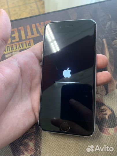 Телефон iPhone 6s