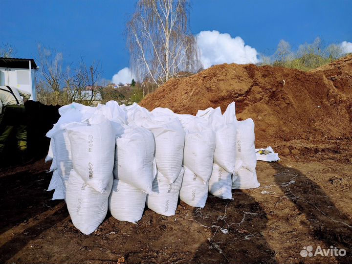 Навоз в мешках, перегной в мешках сыпец удобрения