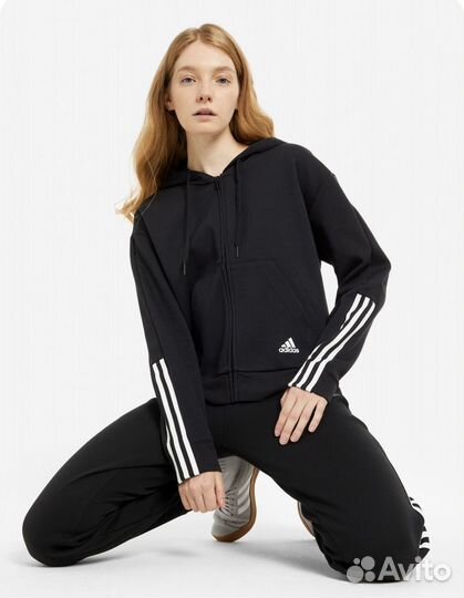 Женский спортивный костюм Adidas