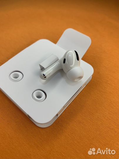 Новый левый AirPods Pro оригинал