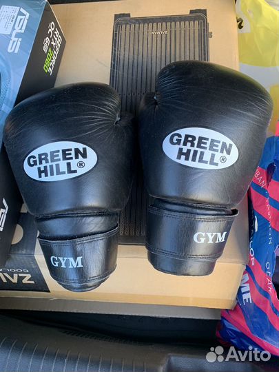 Боксерские перчатки 14 oz