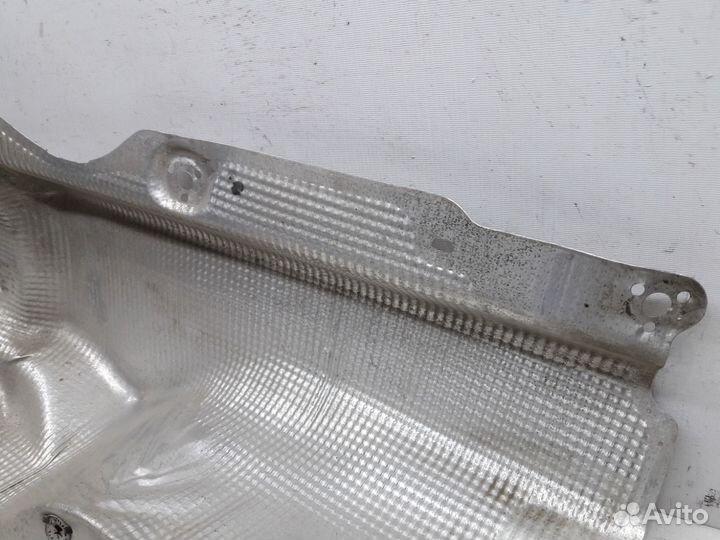 Тепловой экран Skoda Rapid 2012