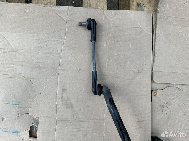 Стабилизатор передний на BMW G11 G12