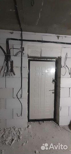 Профессиональный электрик с опытом работы 10 лет