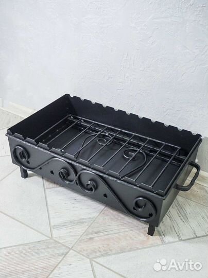 Мангал кованый с дровницей разборной для дома
