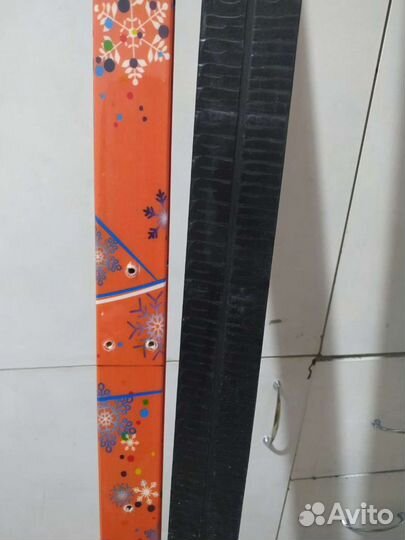 Лыжи пластиковые 140см