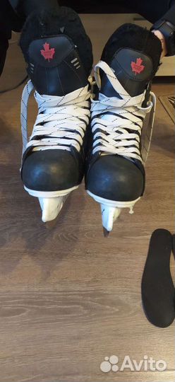 Коньки хоккейные