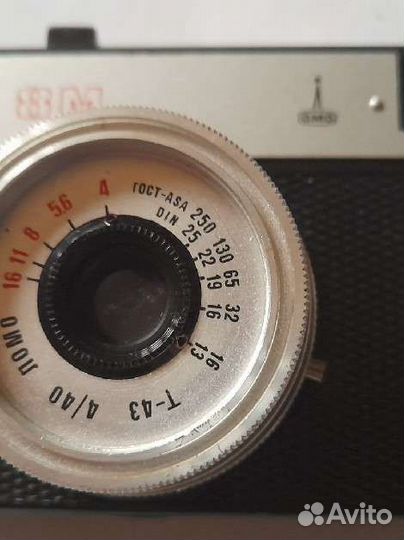 Плёночный фотоаппарат старый