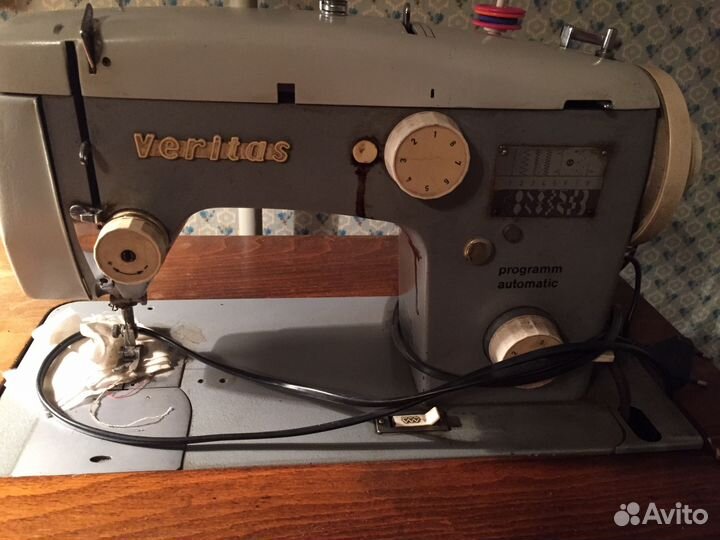Швейная машина Veritas