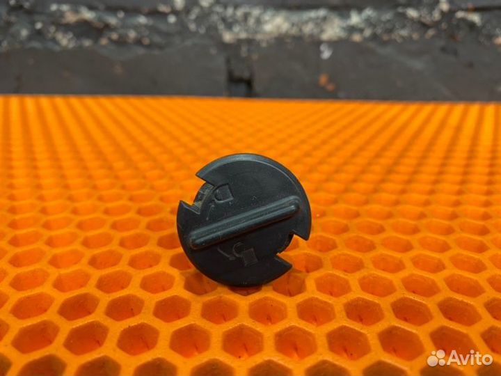 Заглушка жабо Nissan Dualis KJ10-002507 MR20DE