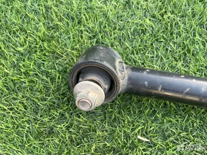 Рычаг задний правый Toyota Fj Cruiser GSJ15L 1grfe