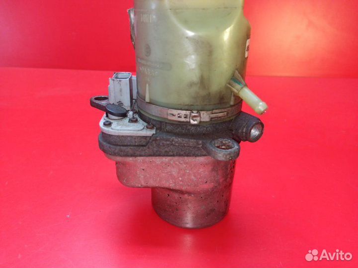 Насос гидроусилителя Ford Focus/Focus RS/Focus ST