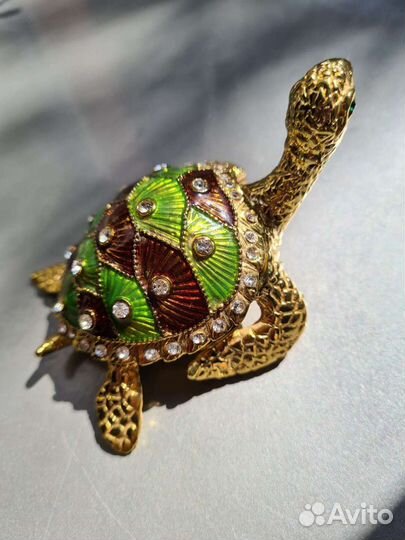 Шкатулка металлическая со стразами Черепаха новая
