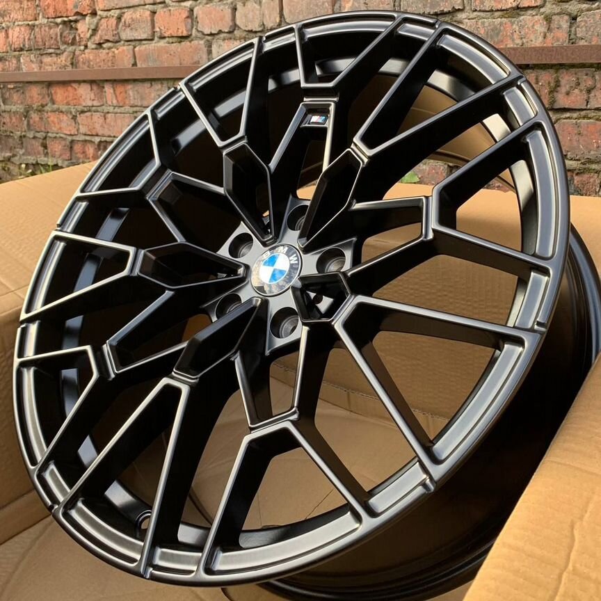 Литые диски Powcan 8×R18 5×112